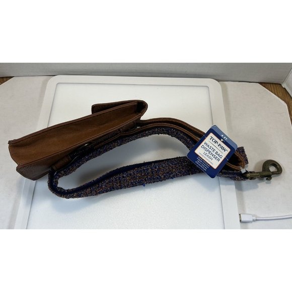 Top Paw Dog Leash 4ft Red Tan w/ Waste Bag Dispenser NEW 1in Wide Durable - Picture 1 of 6